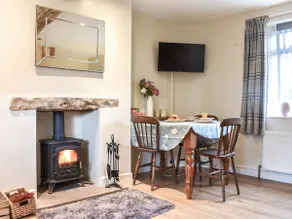 High Dale Cottage - Image 2