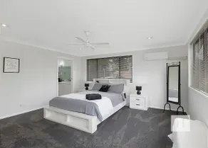 Mannering Lake House - Image 4