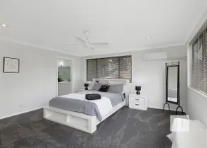 Mannering Lake House - Image 3