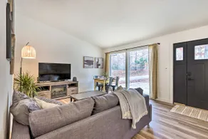 Pet & Family Friendly Cottage Near the Lake! - Image 4