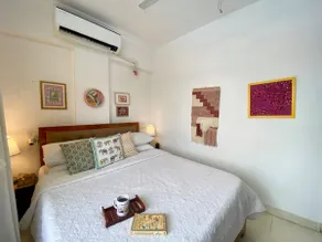 Charming 2 Bed 2 Bath Terrace Bandra *Parking* - Image 2