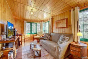 Historic Pine Cabin | 45min to Denver | Pets OK - Image 4