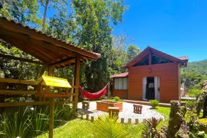 Cozy and private cabin with hot tub - Image 3