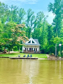 Waverly Creek Retreat-kayaks/fire pit/pet friendly - Image 3