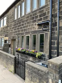 Cosy Grade II Cottage with log burner and patio - Image 5
