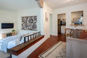 Montecito Casita Near Beach & Shops - Image 2