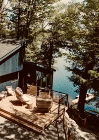 Yogi's Lakefront Cabin - Image 2