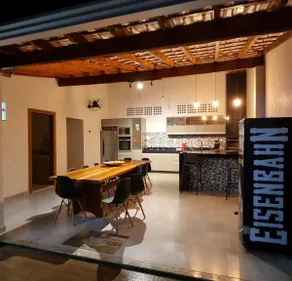 House with 5 suites that accommodates 24 people comfortably - Image 5