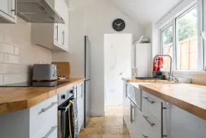 Long stay discount - 4 Bed House - Reading Cent. - Image 3