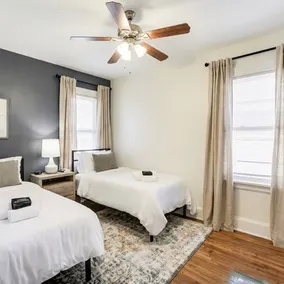The Charming Cottage-Game Room-King Bed-Grill - Image 5