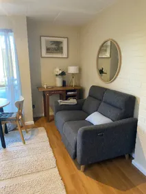 Flat in Leafy Farrer, Close to Canberra Hospital - Image 3