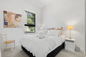 Crows Nest LemonTree 3 Bedroom Home Nr Metro FreeP - Image 3