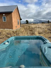 Peaceful Ski Retreat w/ Hot Tub - Image 3