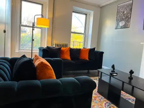 Cozy Brooklyn Bedstuy Brownstone townhouse - Image 2