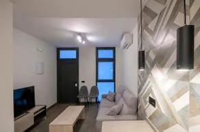 Ruzafa City Center Sciences - Image 4