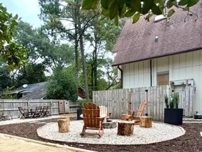 Family Home Packed With Fun! Walk to Beach access! - Image 4