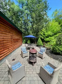 Paradise in the Lakes Region - Image 5
