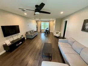 Cozy Seadrift Home w/ boat parking & fenced yard - Image 2