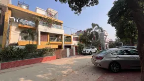 Green Home stay@1BHK Suite - Image 2