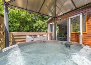 Peak Luxury Lodge Pet Friendly - Image 4