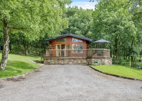 Amour Lodge - Image 3