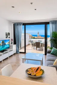 Elegant Villa - Oceanview, Heated pool - Image 3