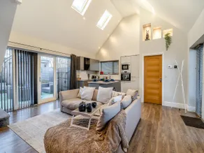 Ferndale Bungalow - Image 4