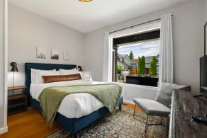 Historic Charm, Pet-Friendly 2BR, Central AC - Image 5