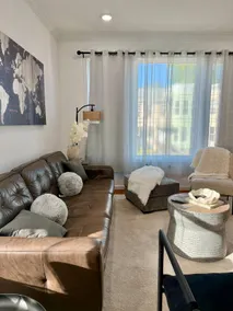Huge duplex 6 beds & 3 baths & parking near NYC - Image 4