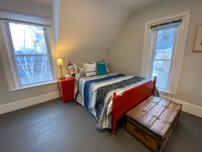 Green Door - Image 5