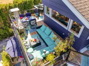 Lakeview Balcony 2BR for Outdoor Group Dining • AC - Image 2