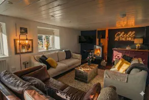 Cosy Cornish Mill Retreat | Hot Tub & Log Burner - Image 3