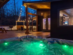 Private Creek, Game Room, Hot Tub, Fire Pit, WiFi - Image 4