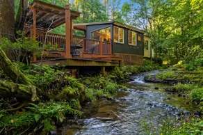 Private Creek, Game Room, Hot Tub, Fire Pit, WiFi - Image 2