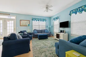 Lakeside Chautauqua Golden Home - Linens Included! - Image 2