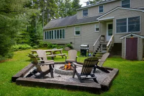 Quiet Family Friendly Home w/ Backyard [Owls Nest] - Image 4
