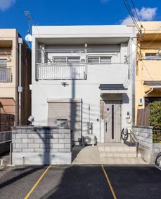 Clean Remodeled Walk to Sanga stadium Whole house. - Image 5