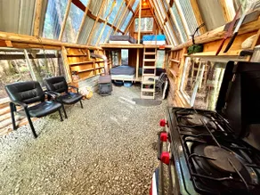 ”Mushroom Haven” Dog-friendly Cabin, Off-grid - Image 3