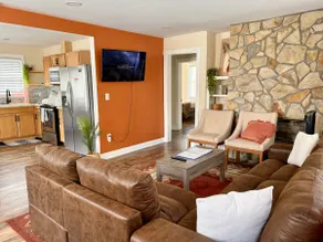 Beautiful Boho Cottage - Image 3