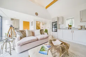 Brand New Listing - The Honey Pot in Stanton - Image 4