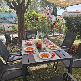 Al mare, 3 camere, giardino e posti auto privati, nei dintorni Lerici e 5 Terre - Image 5