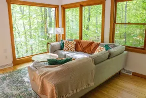 Cabin in Woods | Fam & Dog Friendly | Fire Pit - Image 3