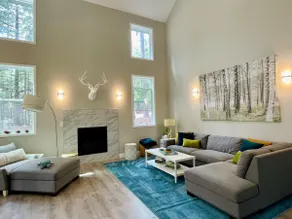 Huge Stylish Cabin by Mountain Biking and the Yuba - Image 2