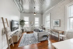 The Ethridge 2brm Luxury Downtown Jefferson Condo - Image 3
