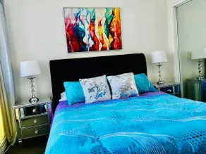 Clean 2 bed apartment-parking & renovated bathroom - Image 3