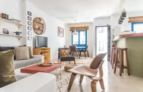 Sandy Bay Home with roof terrace and sea views - Image 4