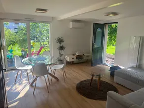 Cabin at the bottom of the garden - Image 4