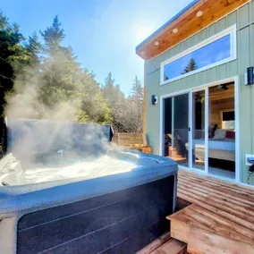 Cove & Sea Cabin - Image 2