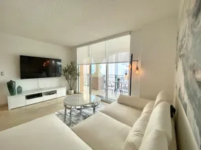 2br/2ba The Sarah Lucy and King David! - Image 2
