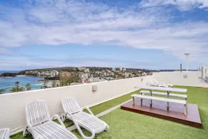 1BR unit in the heart of Manly - Image 5